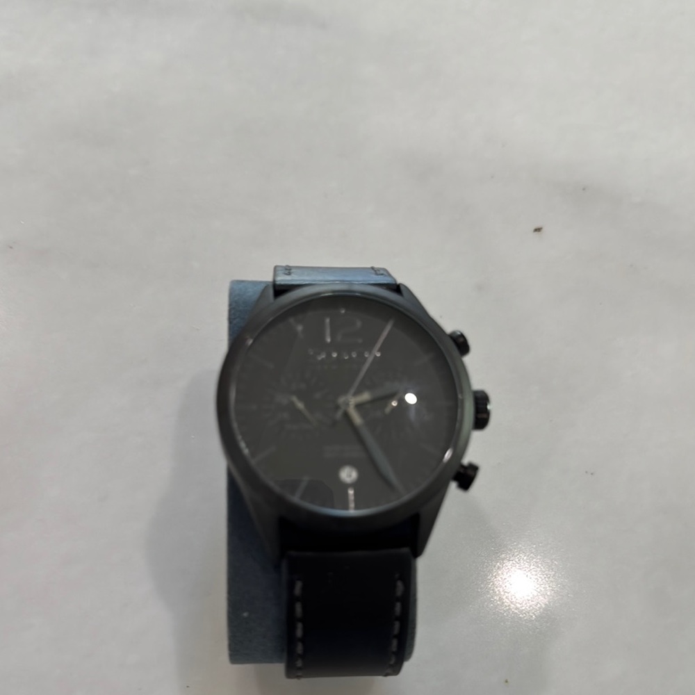 SO & CO 
soandcowatches.com
Men's Quartz Dual Time Watch, Black 22mm